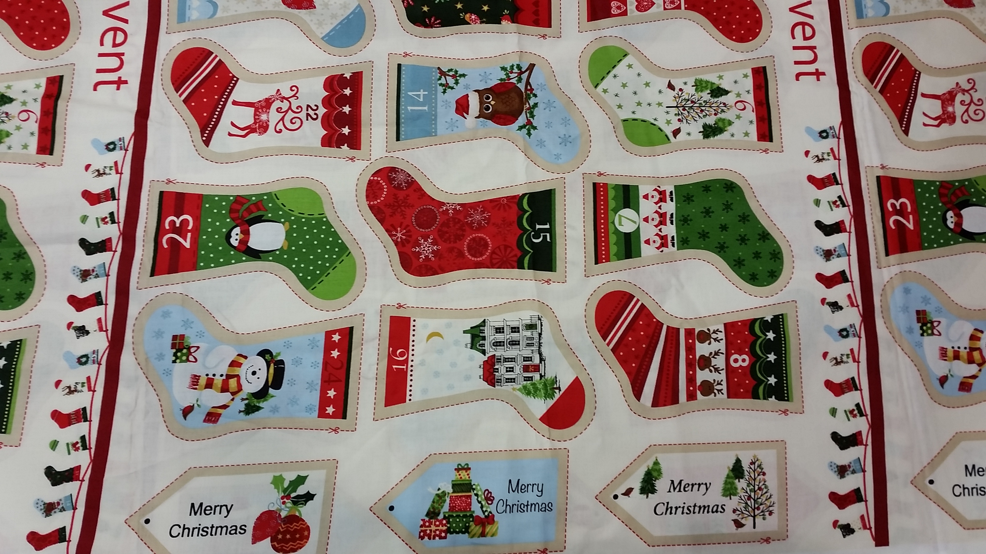 Tissu Noël : Calendrier de l'Avent à confectionner Beige / Rouge
